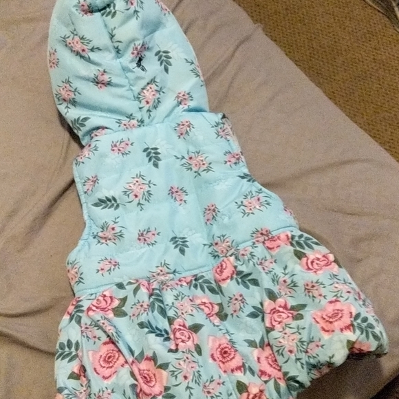 Floral puffer vest - Picture 2 of 3